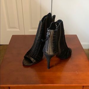 Elie Tahari black/ gold suede bootie with peep toe Size 7 great condition $76